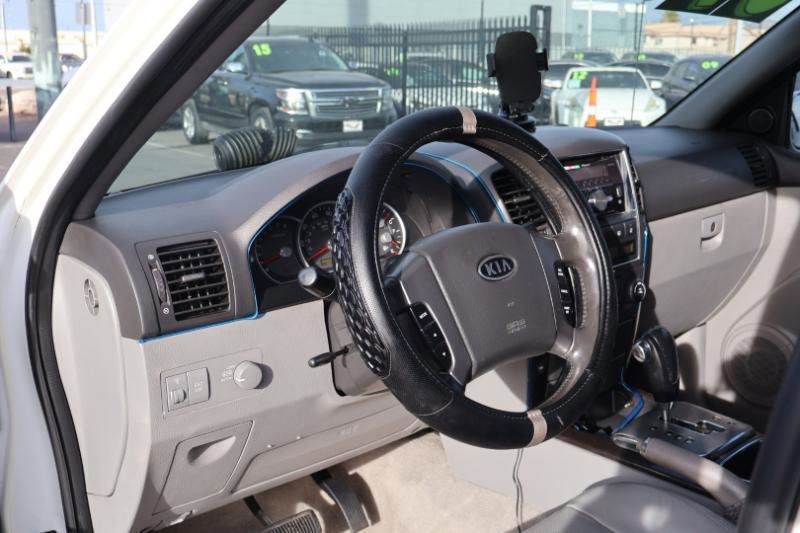Used 2007 Kia Sorento EX w/ Luxury Pkg image 13