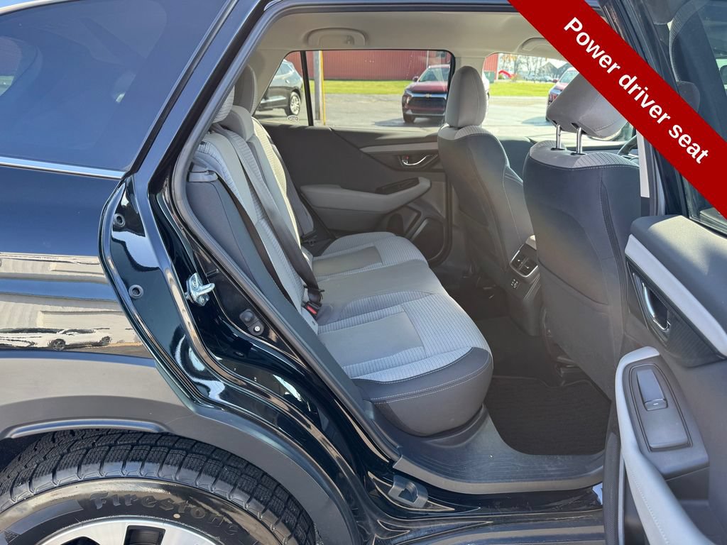 Used 2024 Subaru Outback Premium AWD/4WD image 32