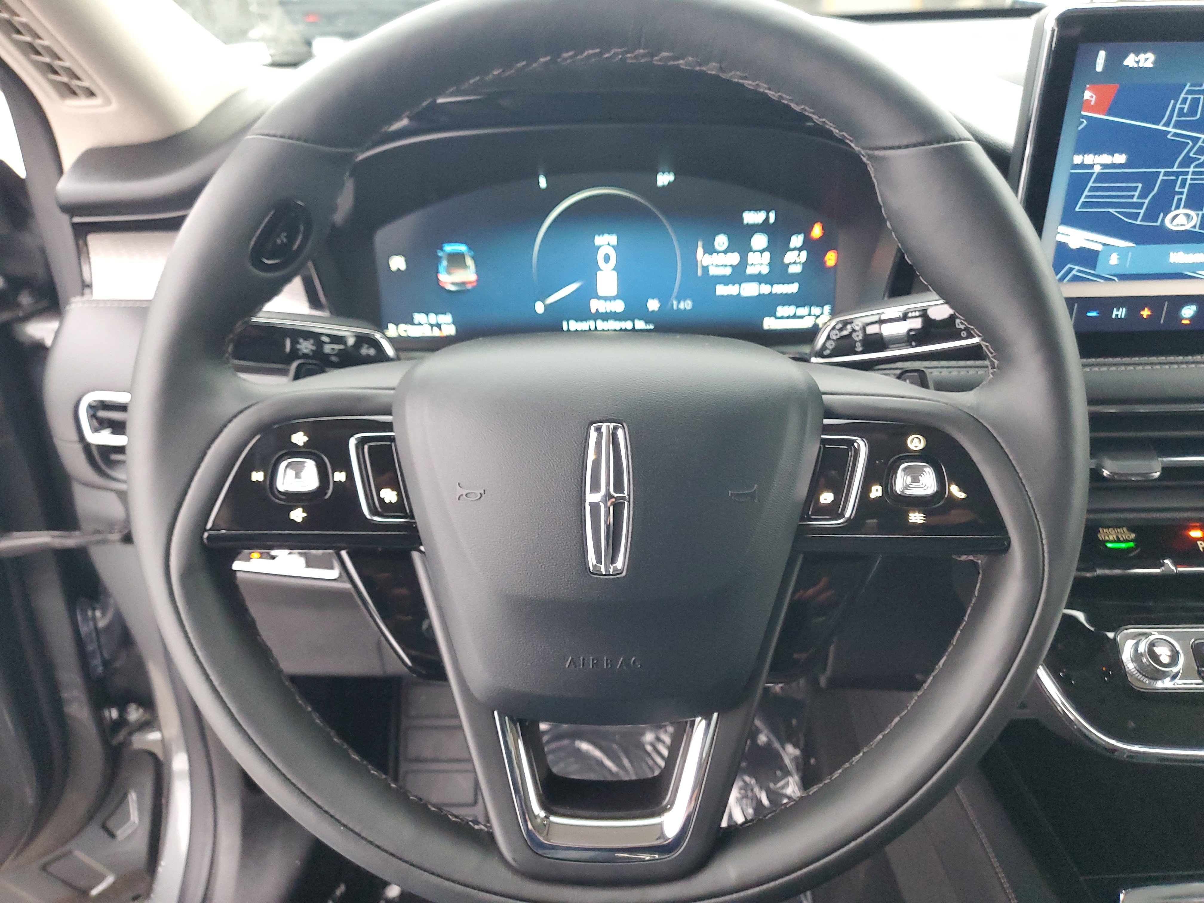 New 2025 Lincoln Corsair Reserve w/ Jet Appearance Package image 15