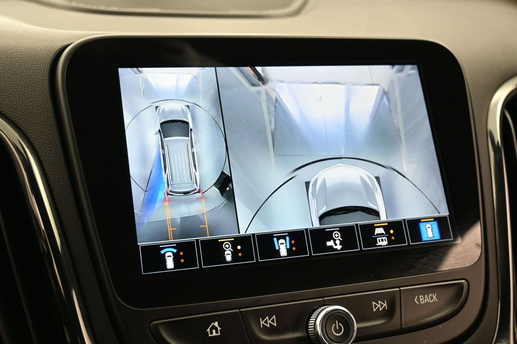 Used 2024 Chevrolet Equinox RS w/ RS Leather Package FWD image 21