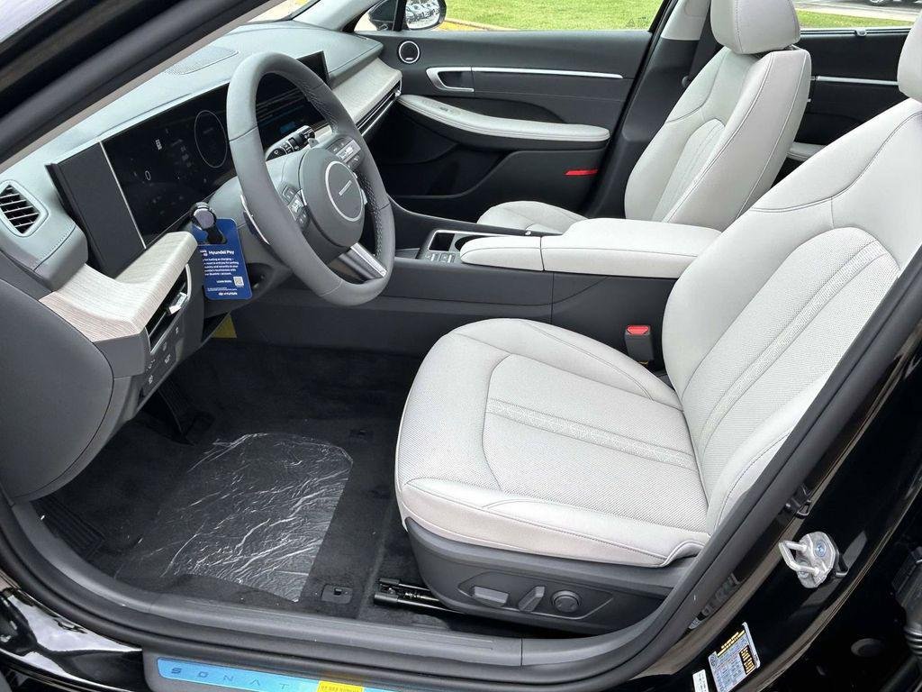 New 2026 Hyundai Sonata Limited FWD image 38