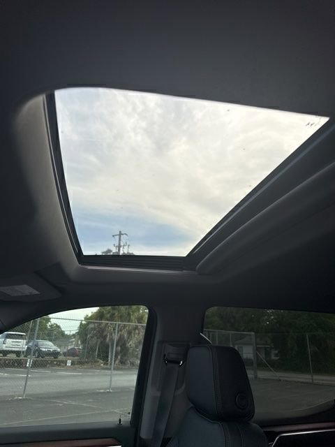 Used 2025 GMC Sierra 1500 Denali AWD/4WD image 19