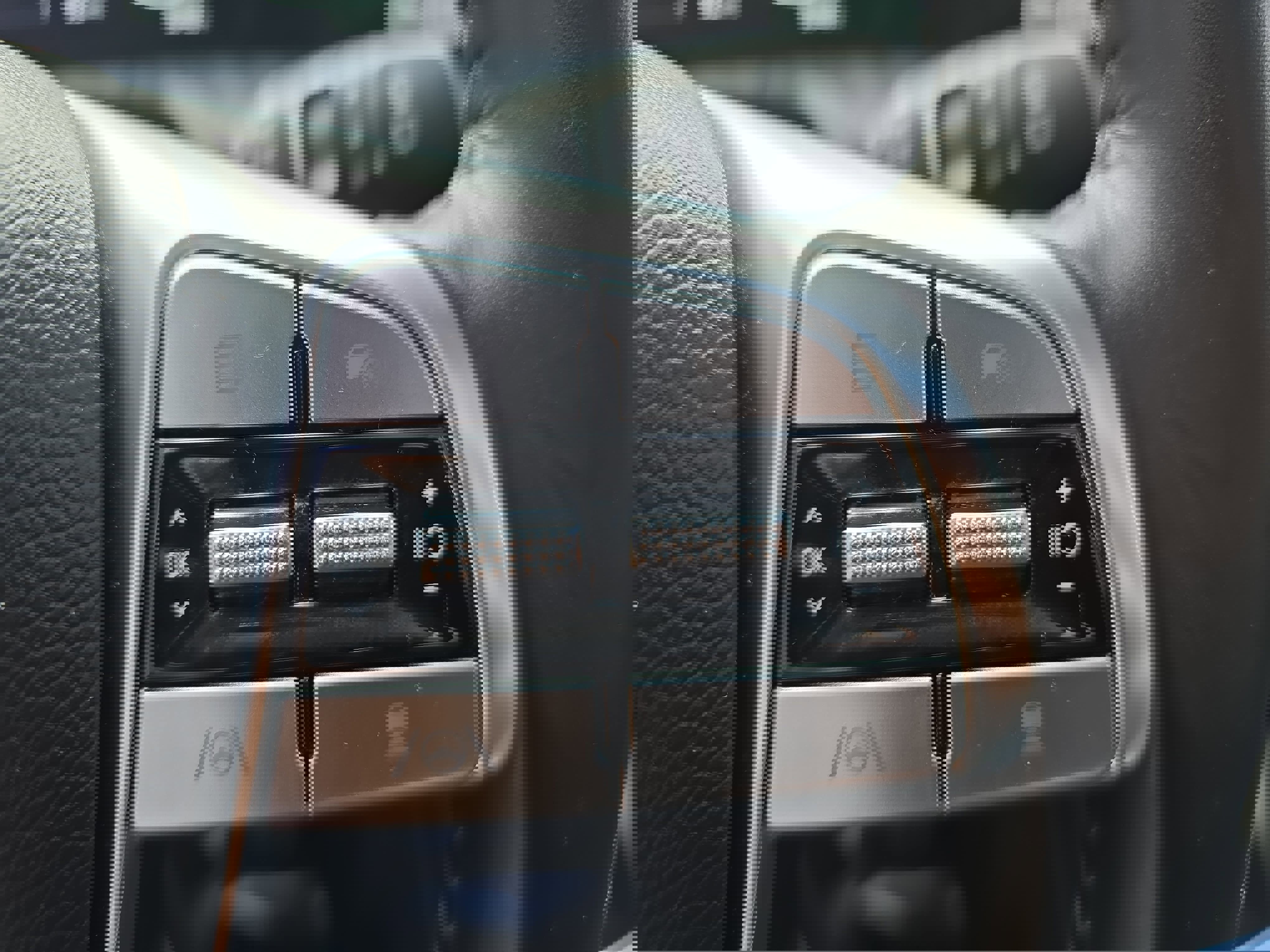 Used 2024 Kia Telluride SX image 20