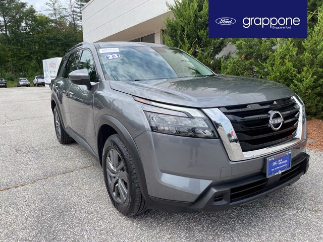 Used 2023 Nissan Pathfinder SV