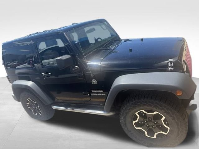 Used 2012 Jeep Wrangler Sport w/ Connectivity Group AWD/4WD image 4