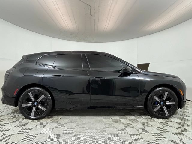 Certified 2023 BMW iX xDrive50 w/ Sport Package AWD/4WD image 8