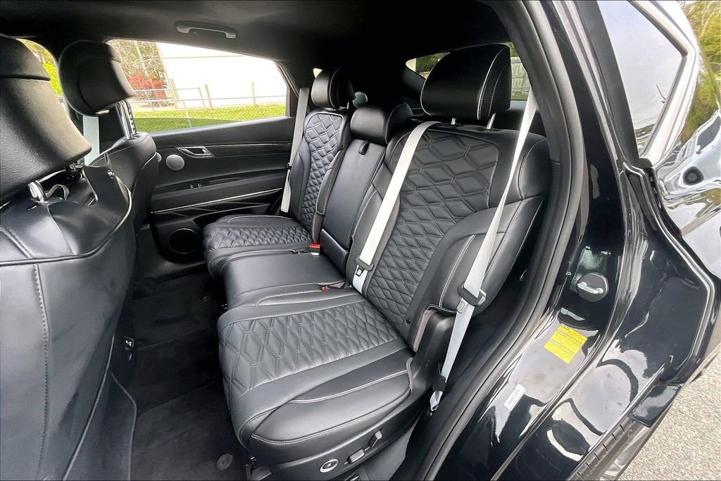 Used 2025 Genesis GV80 3.5T e-SC AWD/4WD image 19