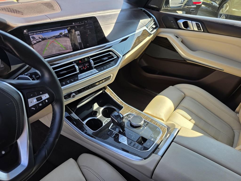 Used 2019 BMW X5 xDrive40i w/ Executive Package image 22