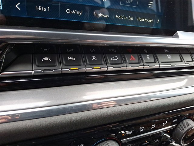 Used 2023 Chevrolet Silverado 1500 High Country image 27