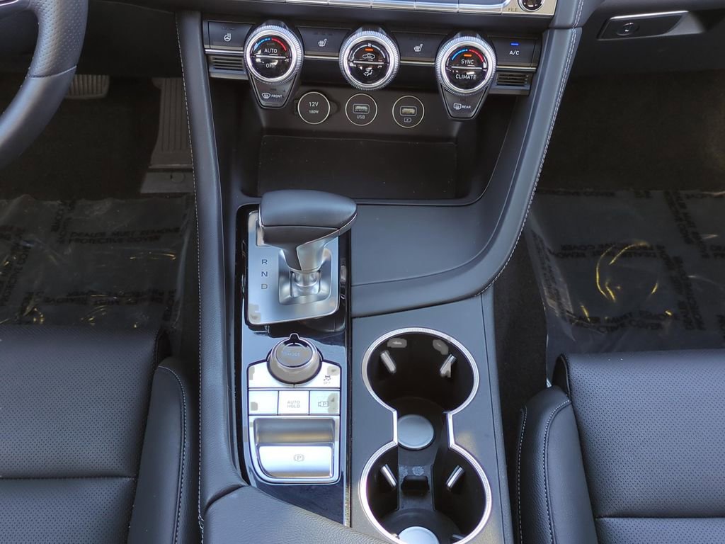 Used 2023 Genesis G70 2.0T AWD/4WD image 23