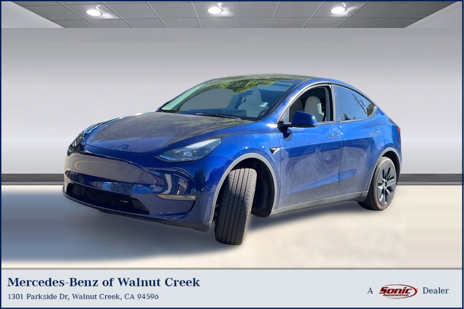 Used 2023 Tesla Model Y Long Range image 1