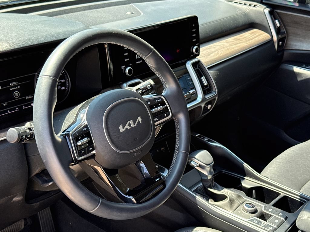 Used 2023 Kia Sorento X-Line EX AWD/4WD image 19