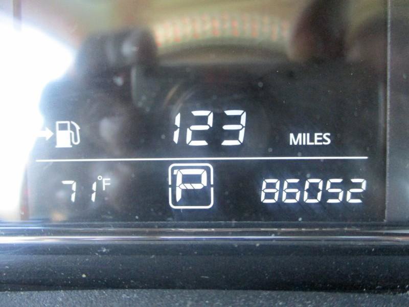 Used 2013 Nissan Sentra SV FWD image 13