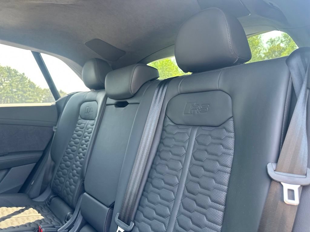 Used 2023 Audi RS Q8 AWD/4WD image 22