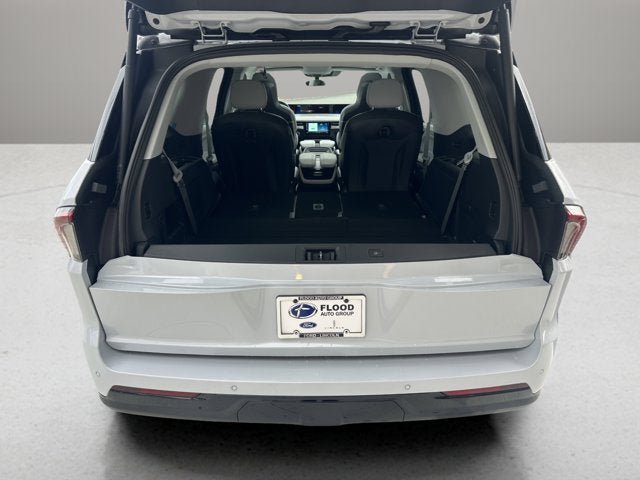 New 2026 Lincoln Navigator Black Label AWD/4WD image 7