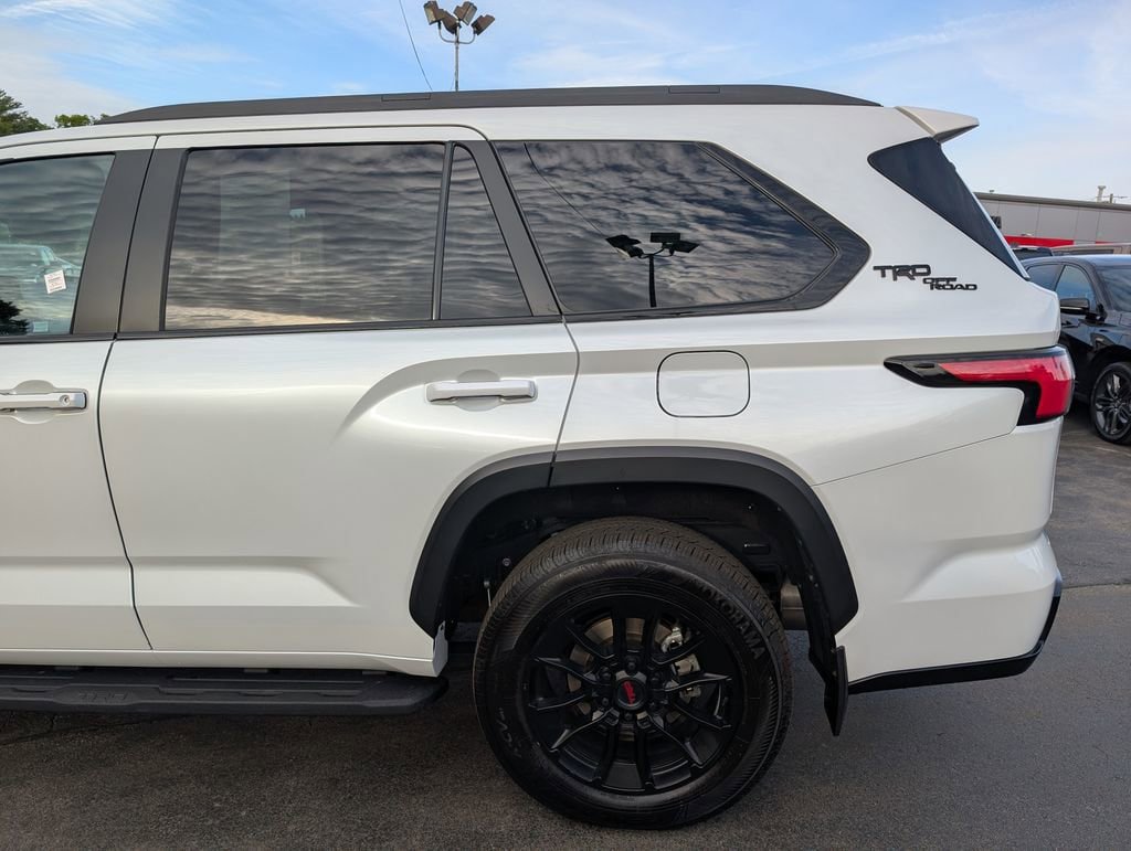 Certified 2025 Toyota Sequoia Limited w/ TRD Off-Road Package AWD/4WD image 4