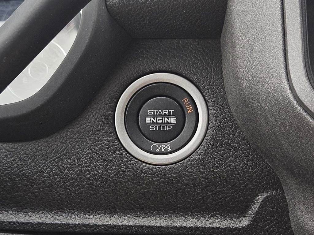 Used 2024 RAM 3500 Tradesman w/ Chrome Appearance Group image 21