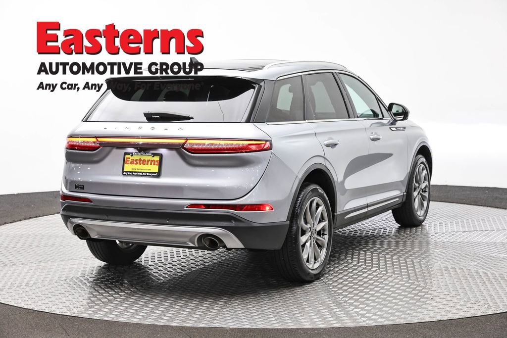Used 2022 Lincoln Corsair AWD w/ Premium Package image 5