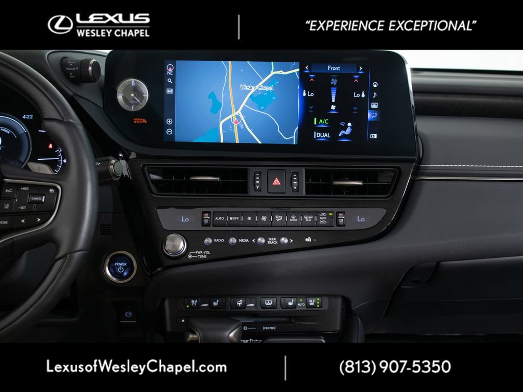 Certified 2022 Lexus ES 300h Ultra Luxury w/ Accessory Package 2 FWD image 17