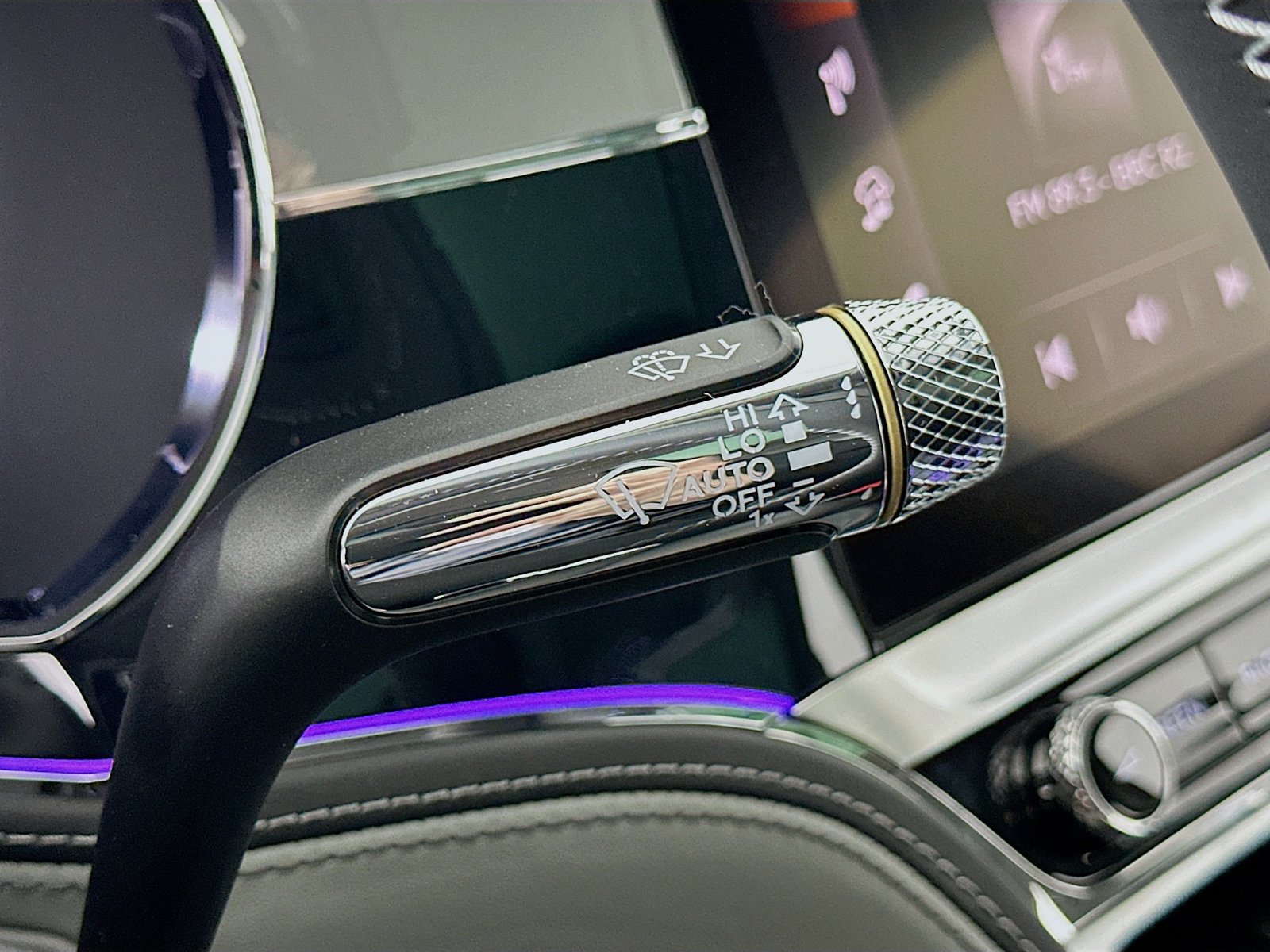 New 2026 Bentley Flying Spur V8 AWD/4WD image 23