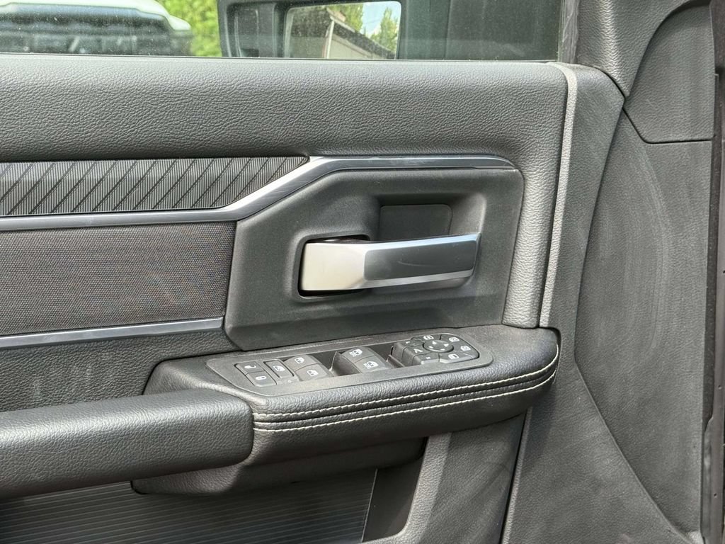 New 2026 RAM 2500 Big Horn AWD/4WD image 21