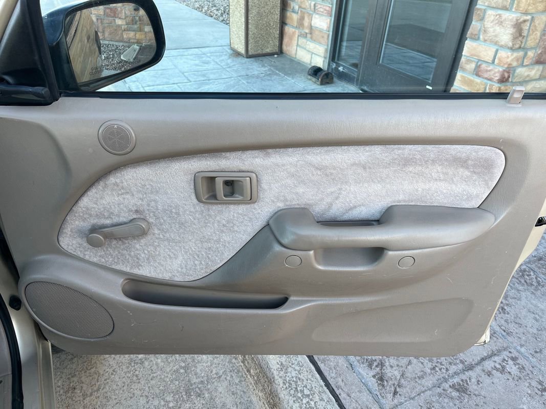 Used 2003 Toyota Tacoma 4x4 Xtracab V6 image 15