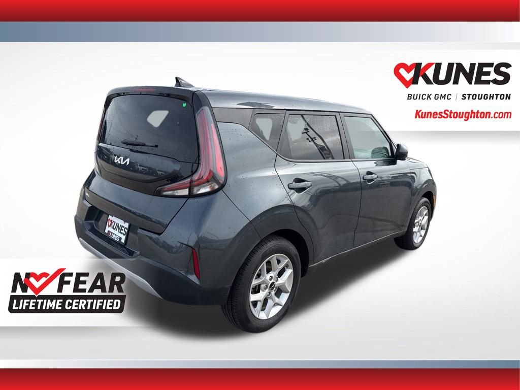 Used 2025 Kia Soul LX w/ LX Technology Package image 11