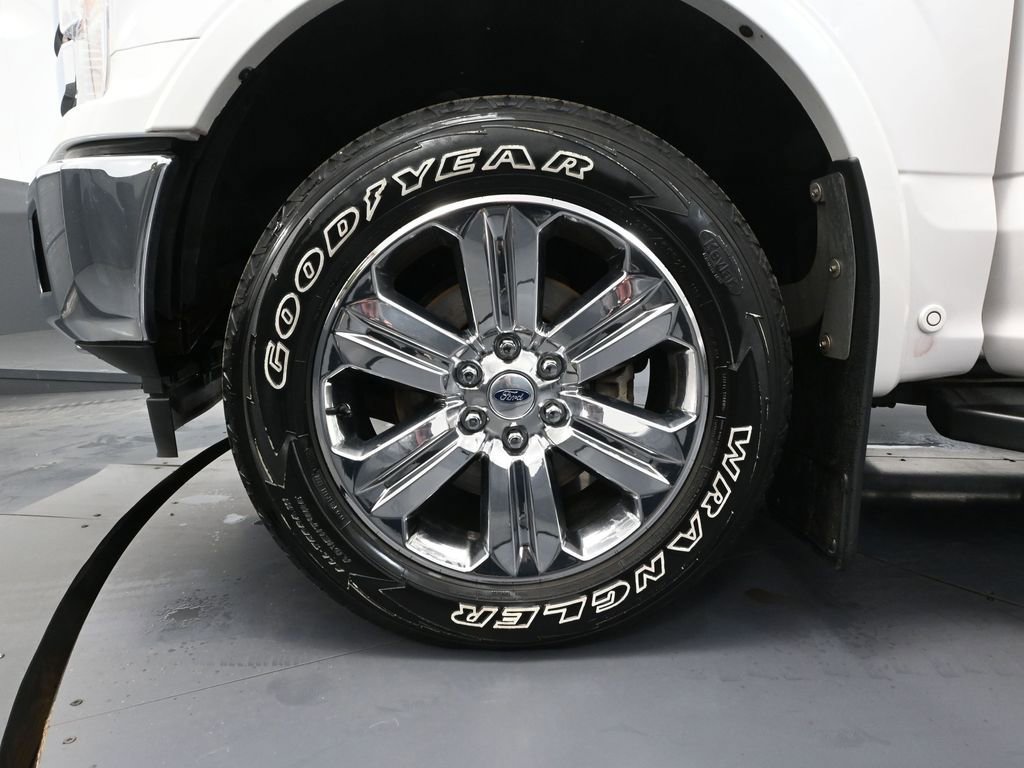 Used 2019 Ford F150 Lariat w/ Equipment Group 502A Luxury image 20