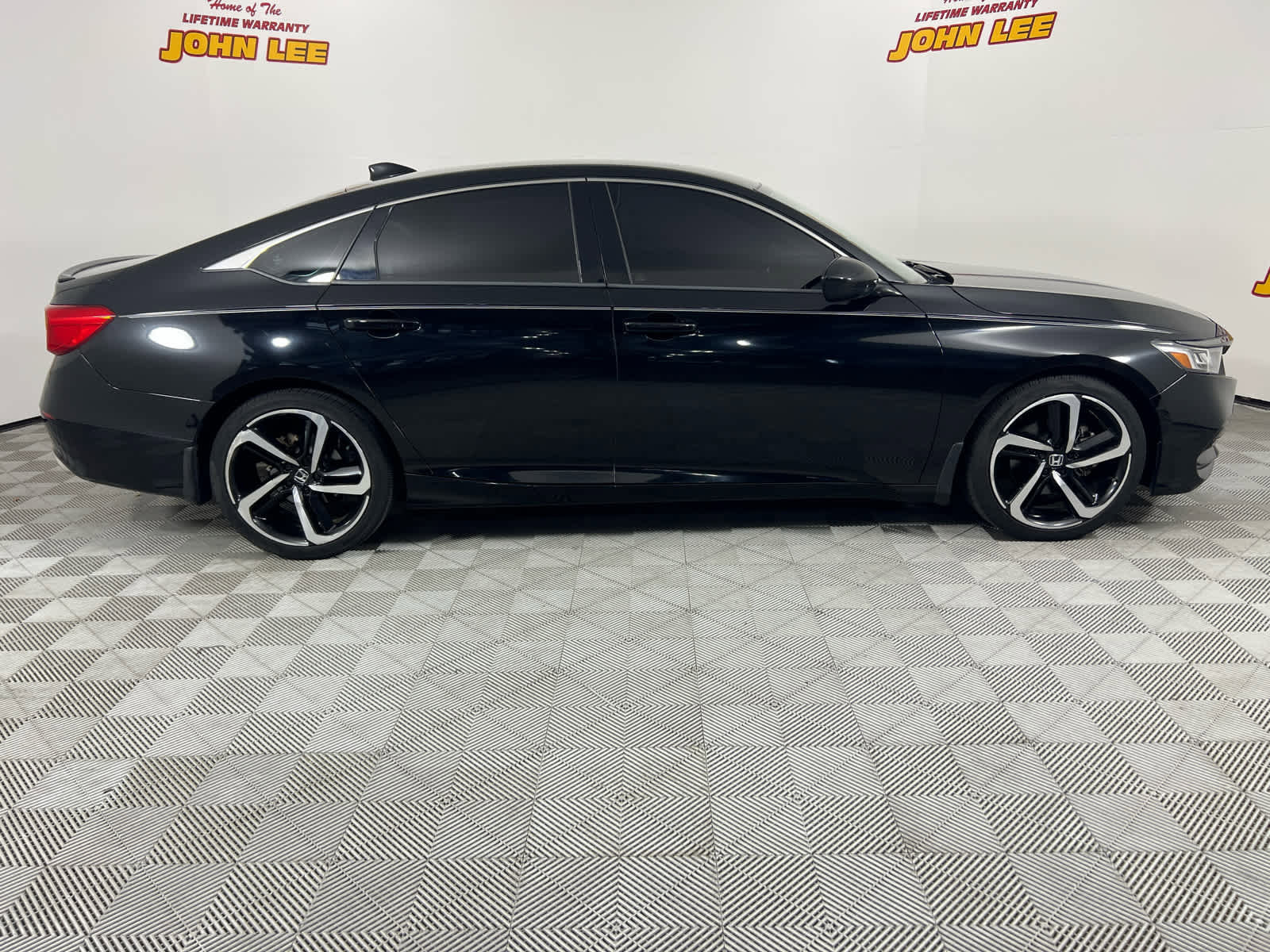 Used 2019 Honda Accord Sport image 8