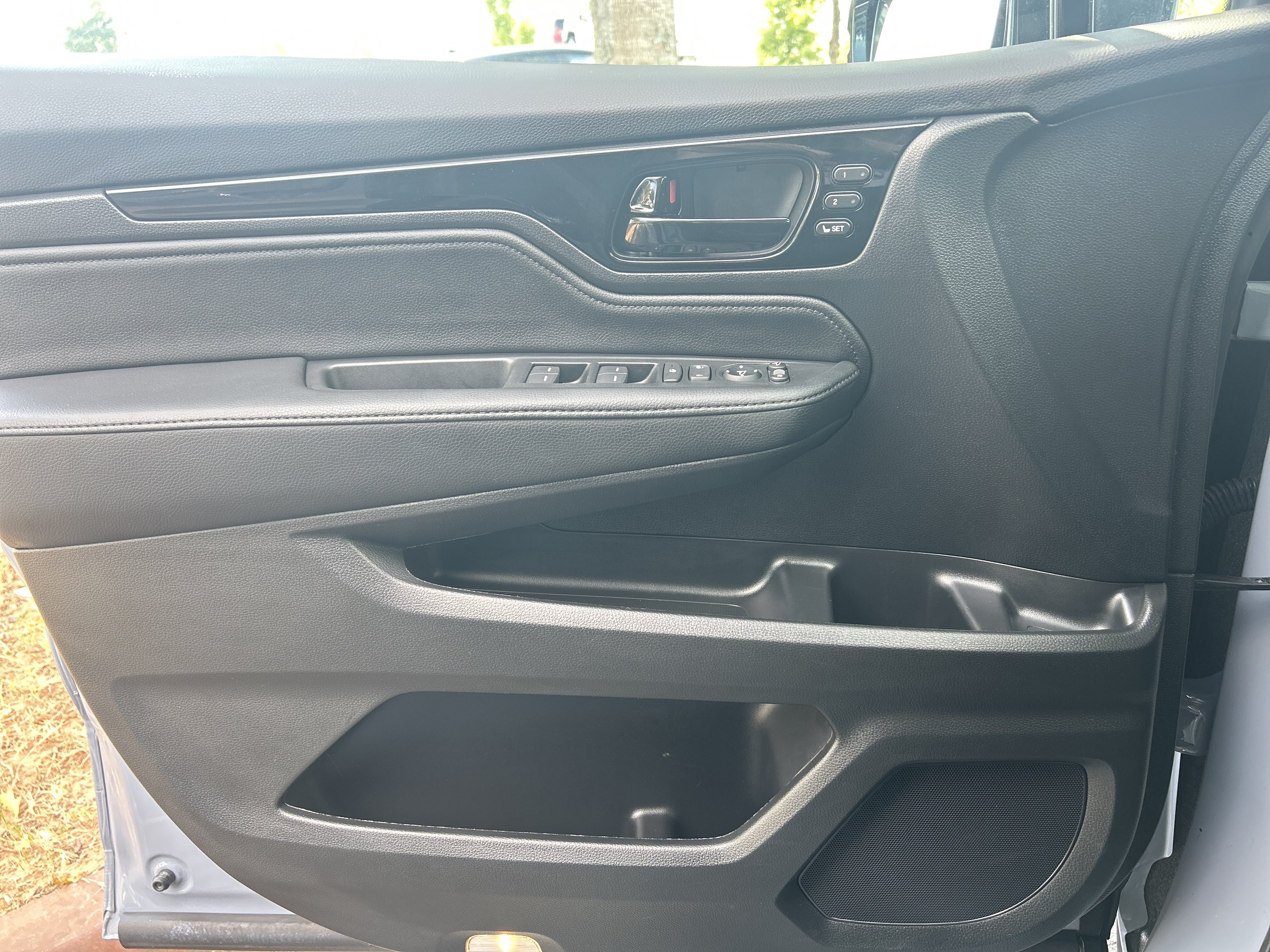 Certified 2025 Honda Odyssey Elite image 22