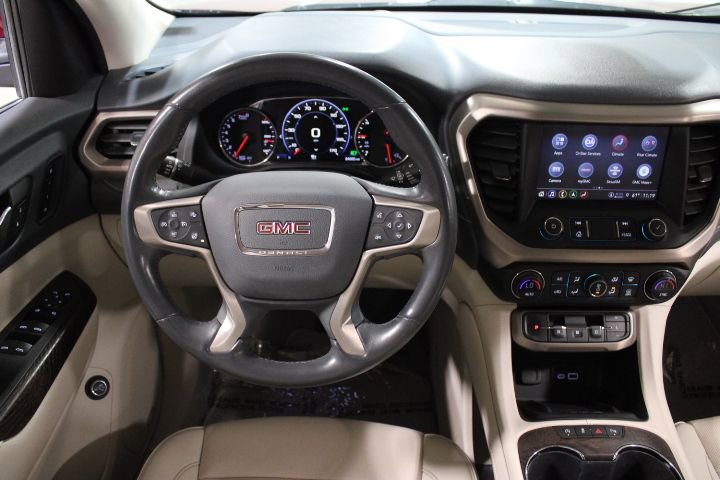 Used 2021 GMC Acadia Denali w/ Denali Technology Package AWD/4WD image 30