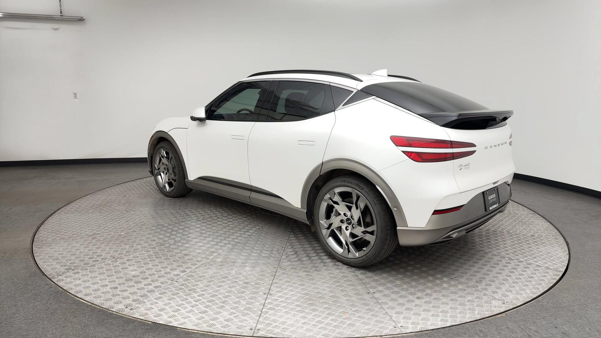 Certified 2023 Genesis GV60 Performance AWD/4WD image 4