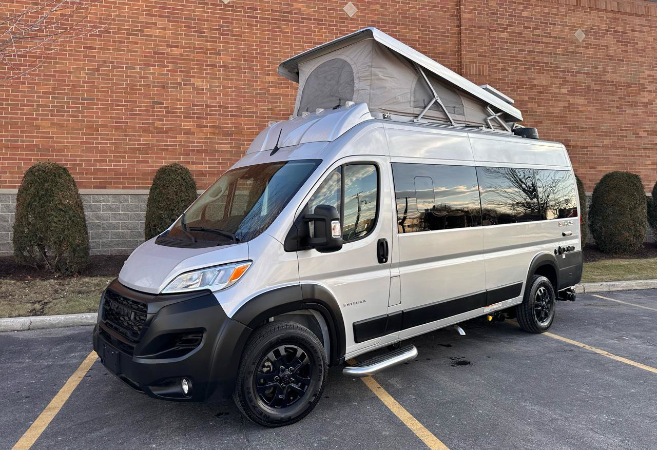 Used 2023 RAM ProMaster 3500 w/ Premium Convenience Group (B) FWD image 2