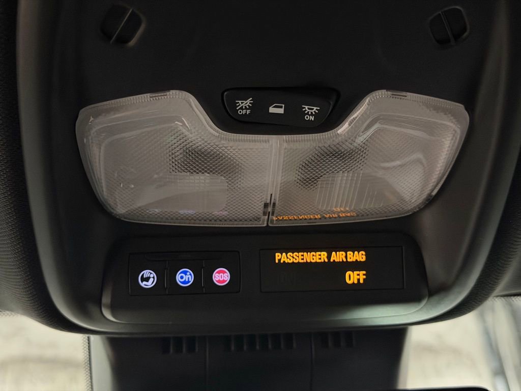 Used 2024 GMC Canyon AT4 w/ AT4 Premium Package image 36