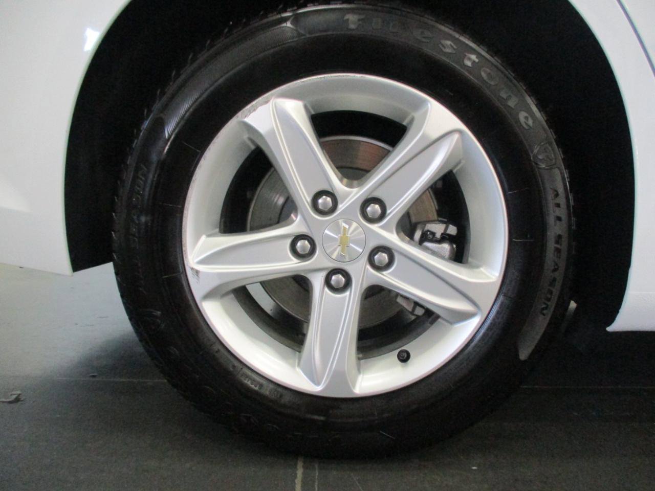 Used 2023 Chevrolet Malibu LS FWD image 25