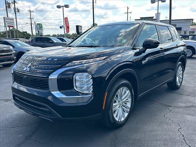 Used 2025 Mitsubishi Outlander ES AWD/4WD image 8