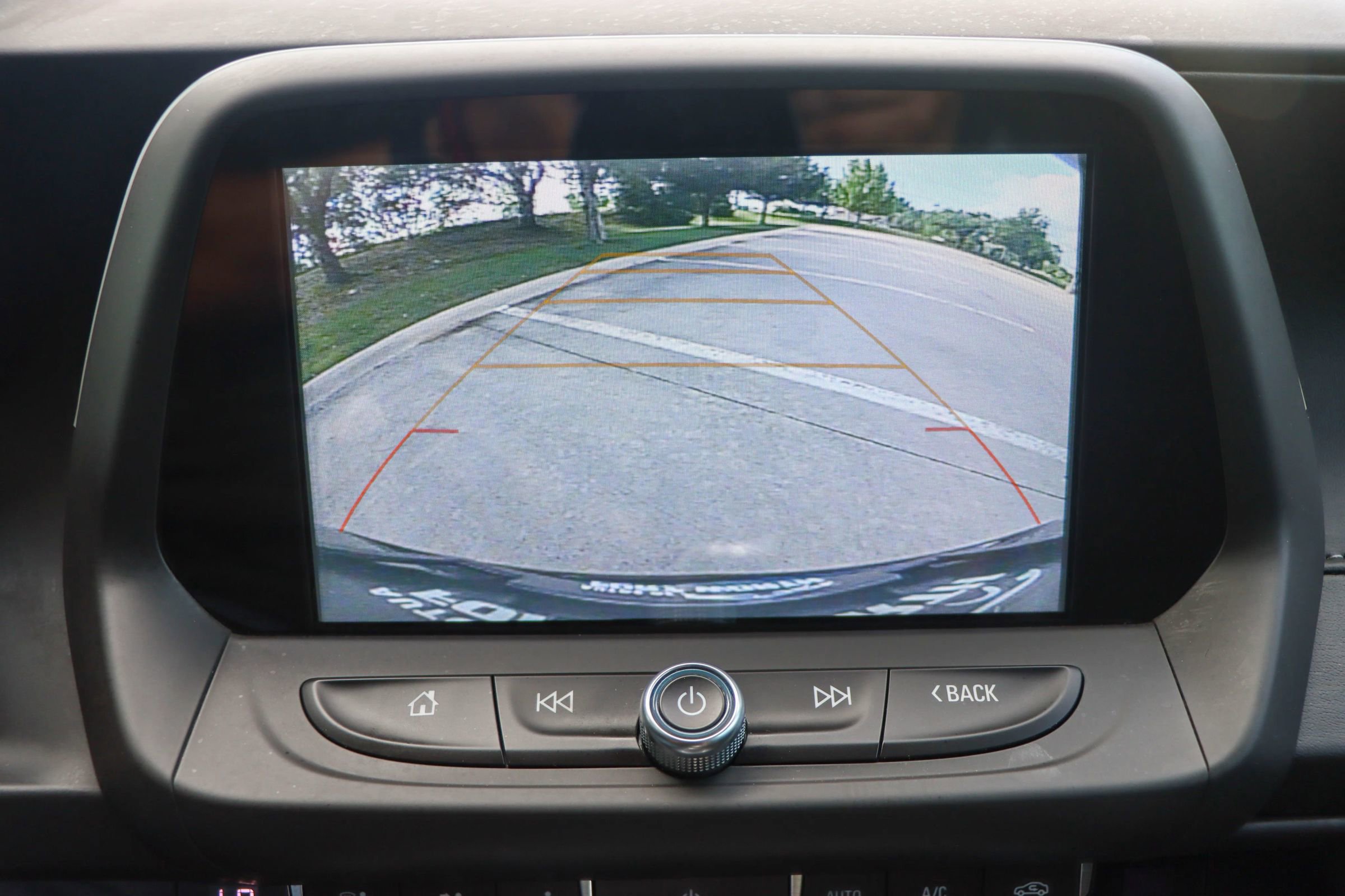 Used 2018 Chevrolet Camaro SS image 33