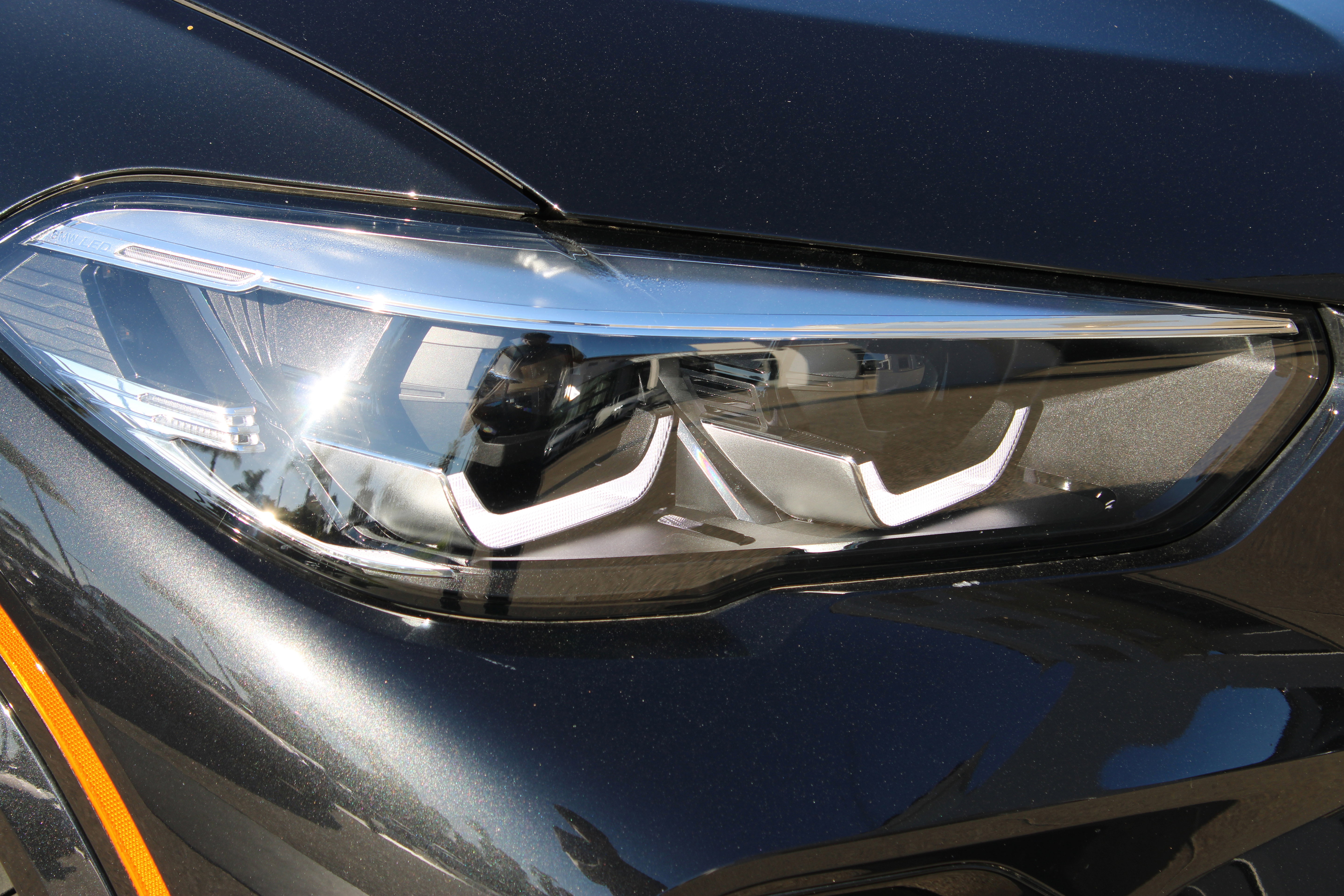 Used 2023 BMW X5 xDrive40i w/ M Sport Package image 11