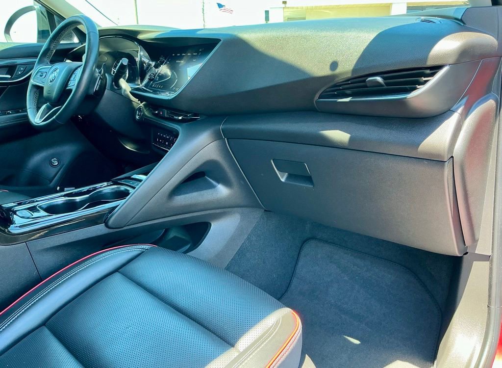 Used 2022 Buick Envision Essence w/ Technology Package II FWD image 26