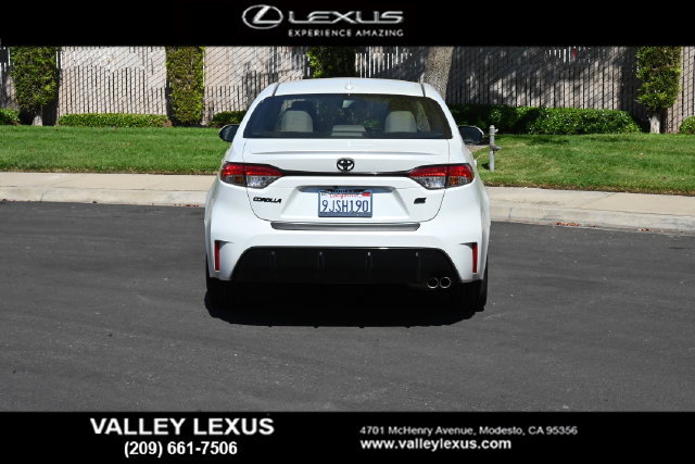 Used 2024 Toyota Corolla SE w/ SE Premium Package FWD image 5