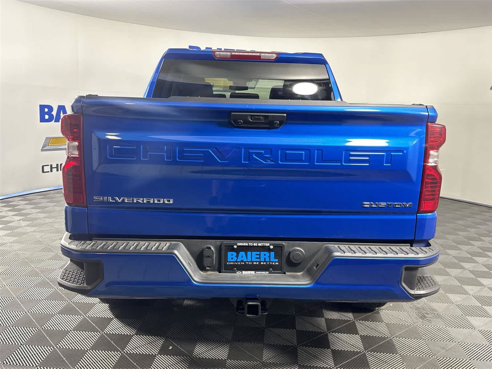 Used 2022 Chevrolet Silverado 1500 Custom AWD/4WD image 4