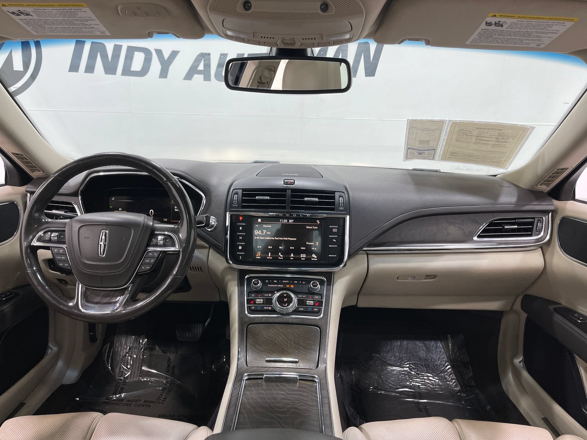 Used 2018 Lincoln Continental Select w/ Continental Climate Package AWD/4WD image 19