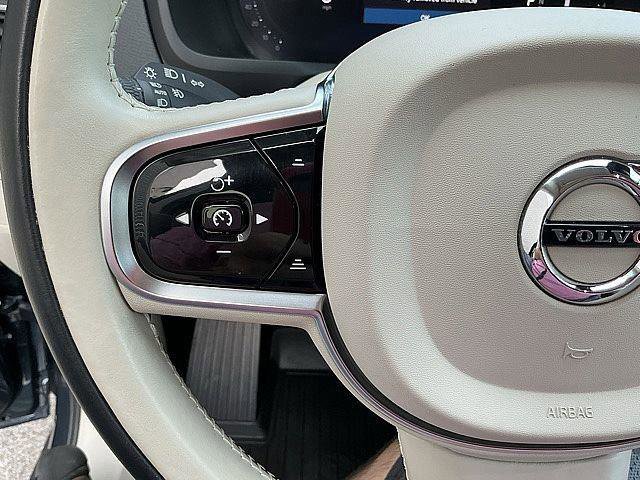 Used 2023 Volvo XC90 B6 Plus w/ Protection Package Premier AWD/4WD image 28