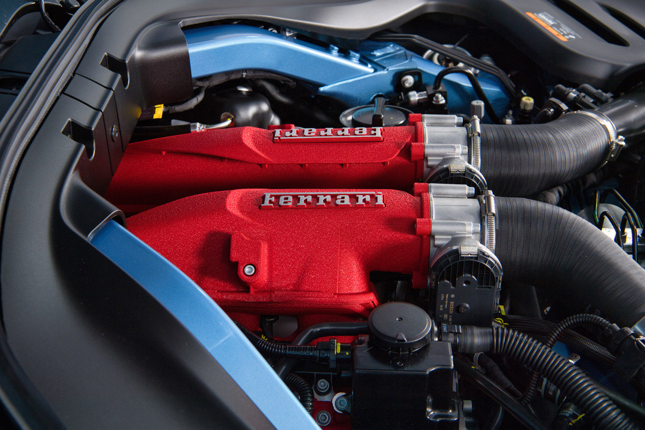 Certified 2025 Ferrari Roma Spider RWD image 36