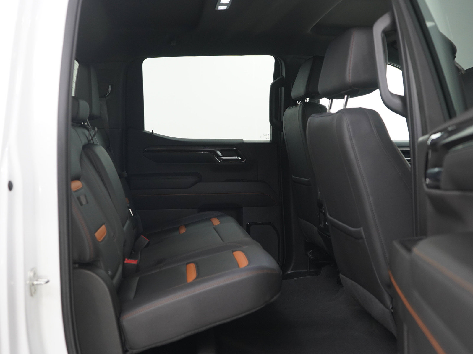 Used 2024 GMC Sierra 1500 AT4 AWD/4WD image 12