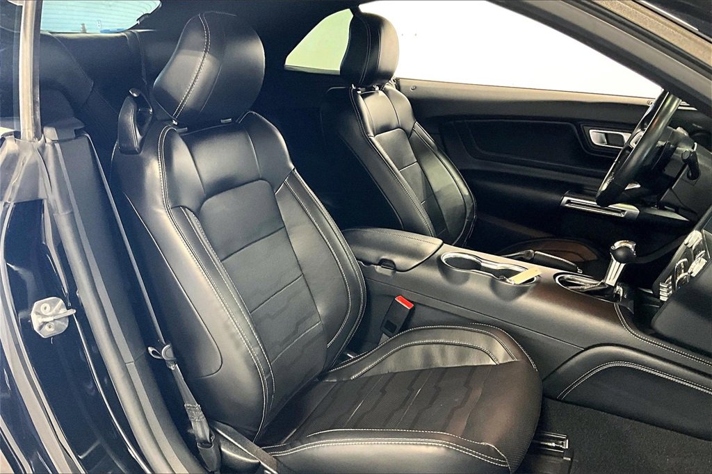 Used 2021 Ford Mustang GT Premium w/ Equipment Group 401A image 10