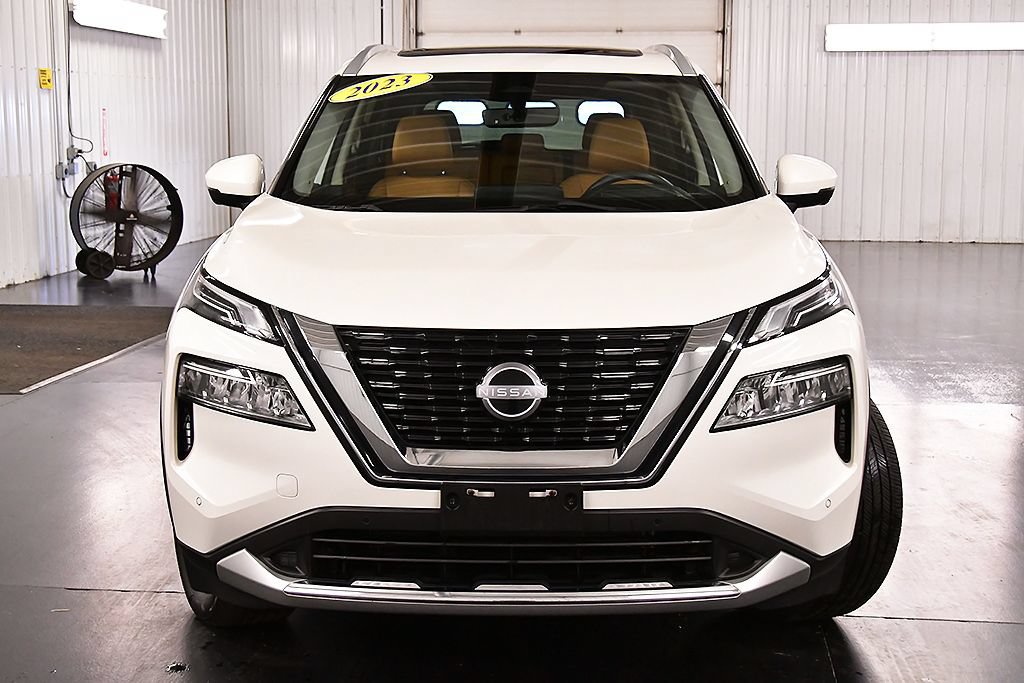 Used 2023 Nissan Rogue Platinum w/ Platinum Premium Package AWD/4WD image 2