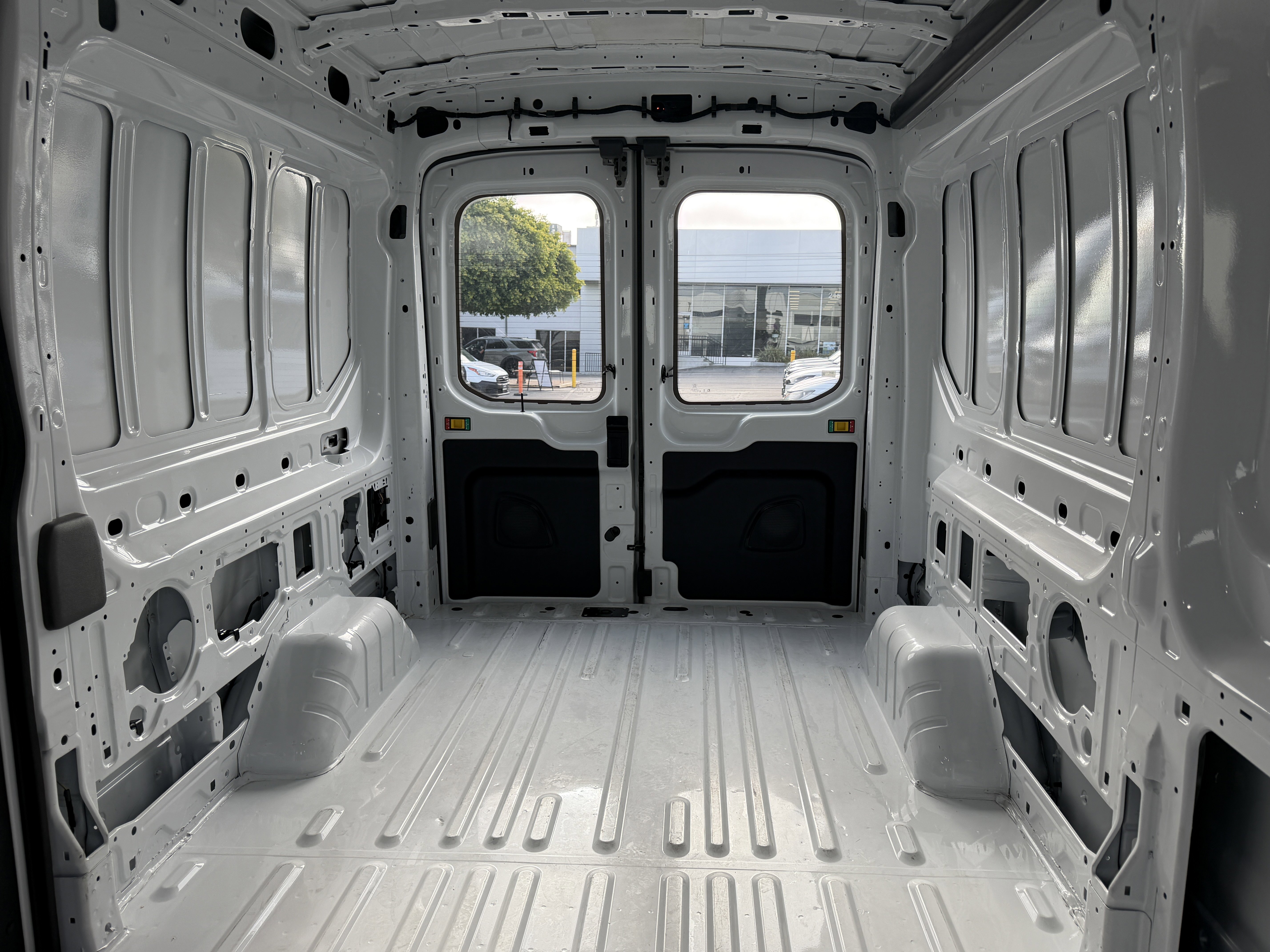 Certified 2023 Ford Transit 250 Medium Roof RWD image 16
