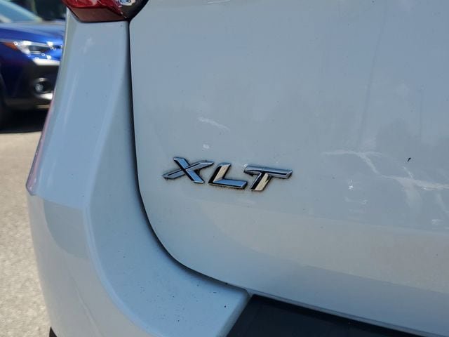 Used 2023 Ford Explorer XLT w/ Equipment Group 202A RWD image 9
