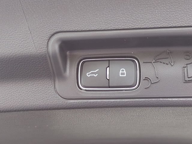 Used 2026 Ford Explorer Active RWD image 16